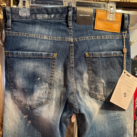 DSQUARED2 MSRP $819 NWT WASHED
JEANS SIZE IT38
$338 $819
Size: 1138 - Picture 8 of 8